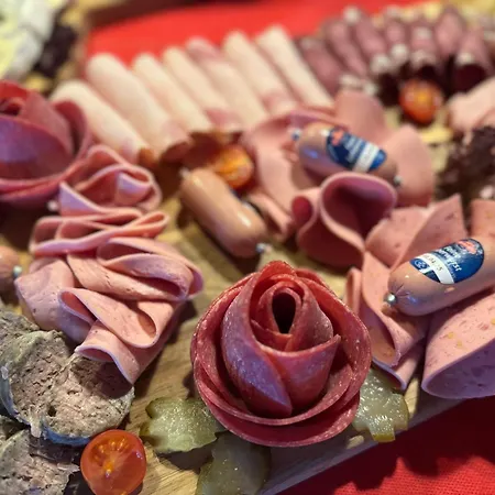 Stollenbacher Huette Auf 1092m Oberried (Breisgau)